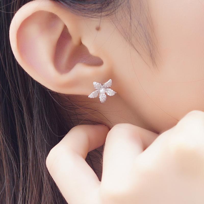 Stud Elegant Flower Earrings For Women 2021 Trend Jewelery Korean Earings Girls Gifts Luxury Cubic Zirconia Jewelry
Stud Elegant Flower Earrings For Women 2021 Trend Jewelery Korean Earings Girls Gifts Luxury Cubic Zirconia Jewelry