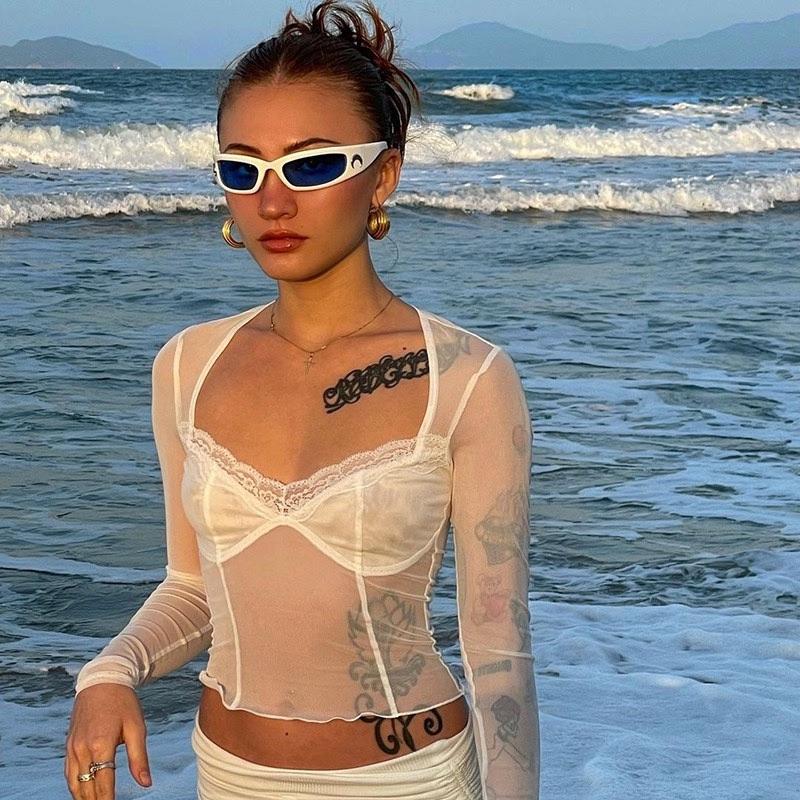 Women's T-Shirt Fried Street IAMGIA Girl Y2K Europe And The United States Summer Lace Mesh See-through Sexy Long-sleeved Shirt Women, White
Women's T-Shirt Fried Street IAMGIA Girl Y2K Europe And The United States Summer Lace Mesh See-through Sexy Long-sleeved Shirt Women, White