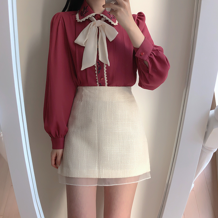 Korean Chic Spring Autumn Women Gorgeous Blouse Turn-Down Collar Floral Embroidery Chiffon Blusas Vintage Elegant Bow Lady Shirt 210225