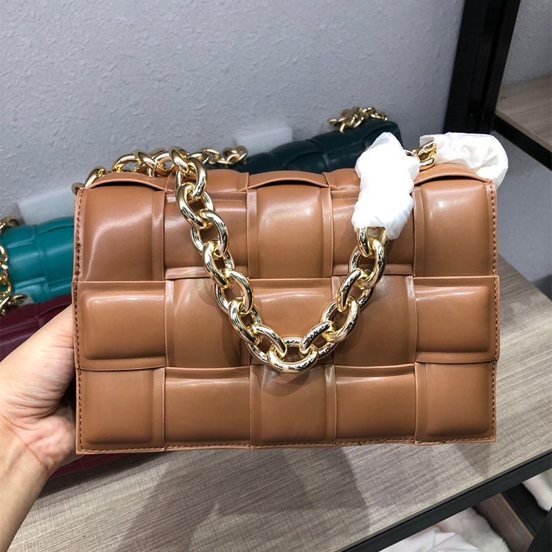 Golden Metal Chain PU Leather Messenger Bag Luxury Women Bags Designer Female Trend Plaid Shoulder Lady Purse and Handbag Ins
Golden Metal Chain PU Leather Messenger Bag Luxury Women Bags Designer Female Trend Plaid Shoulder Lady Purse and Handbag Ins