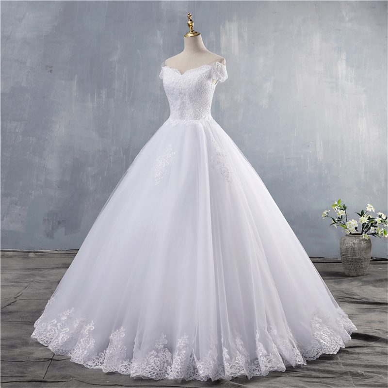 ZJ9143 2021 Ball Gown Off The Shoulder Wedding Dresses Short Sleeves Bridal Dress White Ivory Lace Appliques