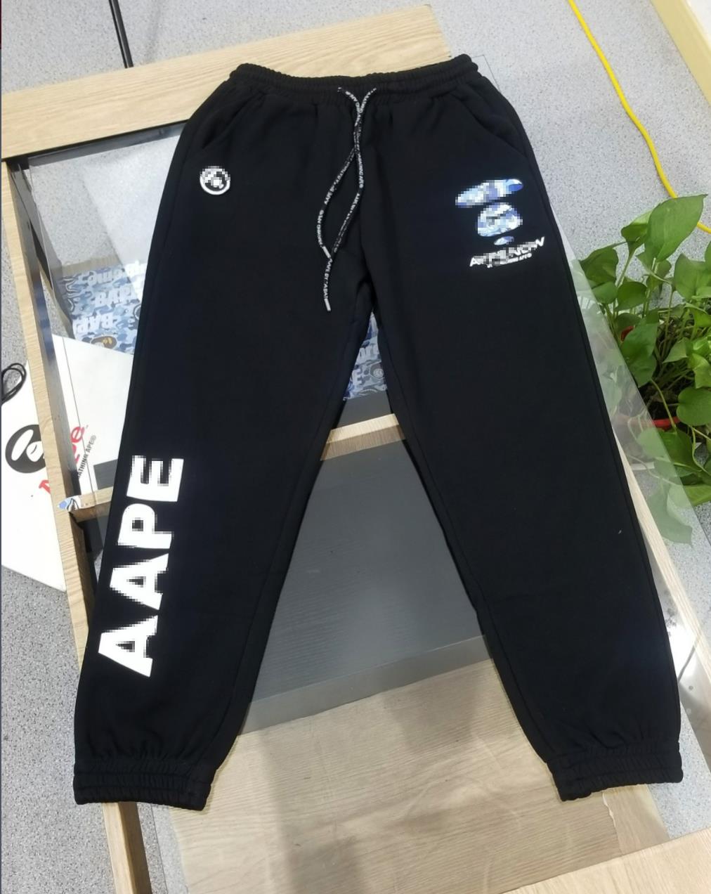 Fashion Sweat pants ocean blue camouflage ape print men's and women's Wool circle bundle foot,High end quality, big wings, excellent embroidery, loose casual pants, Black
Fashion Sweat pants ocean blue camouflage ape print men's and women's Wool circle bundle foot,High end quality, big wings, excellent embroidery, loose casual pants, Black