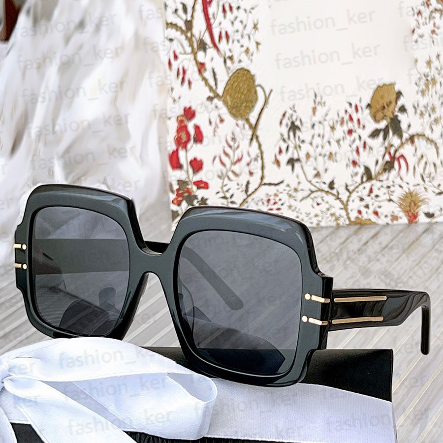 Summer Beach Sunglasses Designer Goggles UV Protection Glasses for Man Women 4 Colors Top Quality
Summer Beach Sunglasses Designer Goggles UV Protection Glasses for Man Women 4 Colors Top Quality