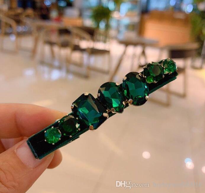77 Light Luxury Rhinestones Hair Clips For Women Elegant Velvet Barrettes 6 Colors With Big Zircon Fashion Women Jewelry, Golden;silver
77 Light Luxury Rhinestones Hair Clips For Women Elegant Velvet Barrettes 6 Colors With Big Zircon Fashion Women Jewelry, Golden;silver
