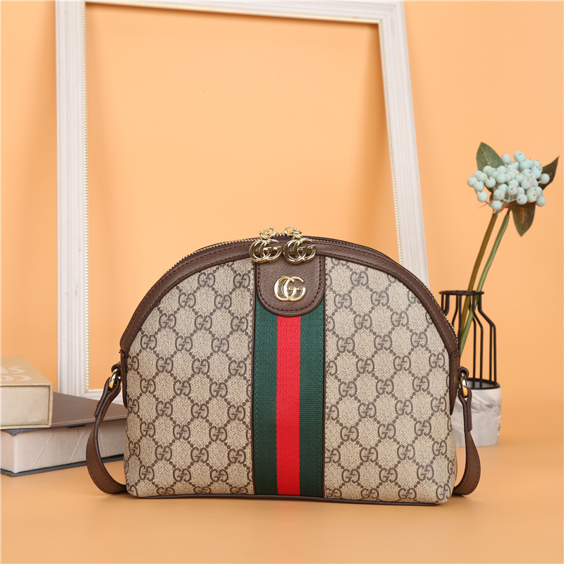 Luxurys Designers Bags Women Handbag Messenger Bag Shoulder Bags Crossbody Shopping Tote Wallets Men BagsL-869 GGLVLouis
Vi
Luxurys Designers Bags Women Handbag Messenger Bag Shoulder Bags Crossbody Shopping Tote Wallets Men BagsL-869 GGLVLouis
Vi