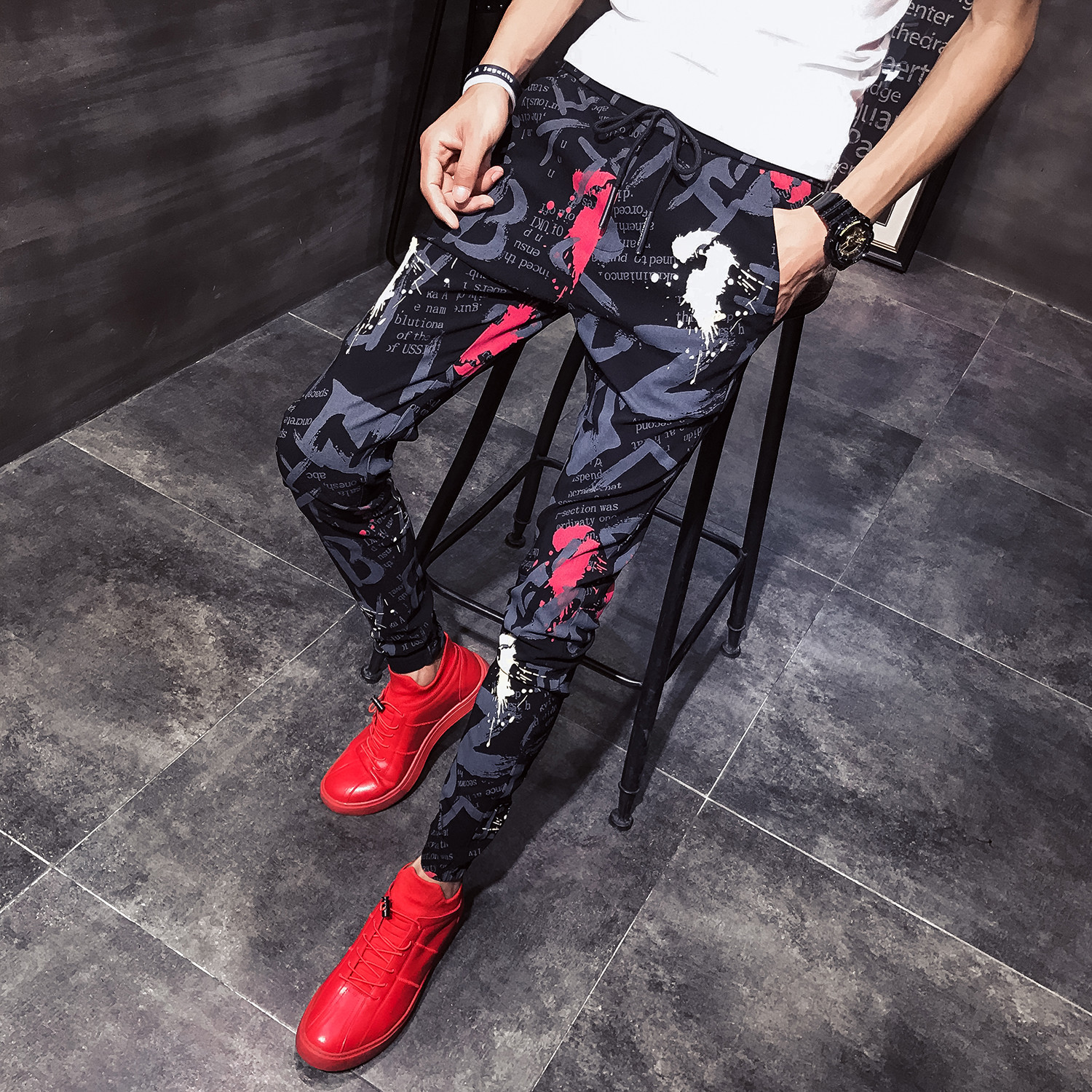 New Primavera Nova Moda 2021 Impresso Casual Harem Roupas Masculinas Simples Todos Os Jogos Streetwear Ajuste Fino Joggers Calas Hip Hop 4j5, K2073
New Primavera Nova Moda 2021 Impresso Casual Harem Roupas Masculinas Simples Todos Os Jogos Streetwear Ajuste Fino Joggers Calas Hip Hop 4j5, K2073