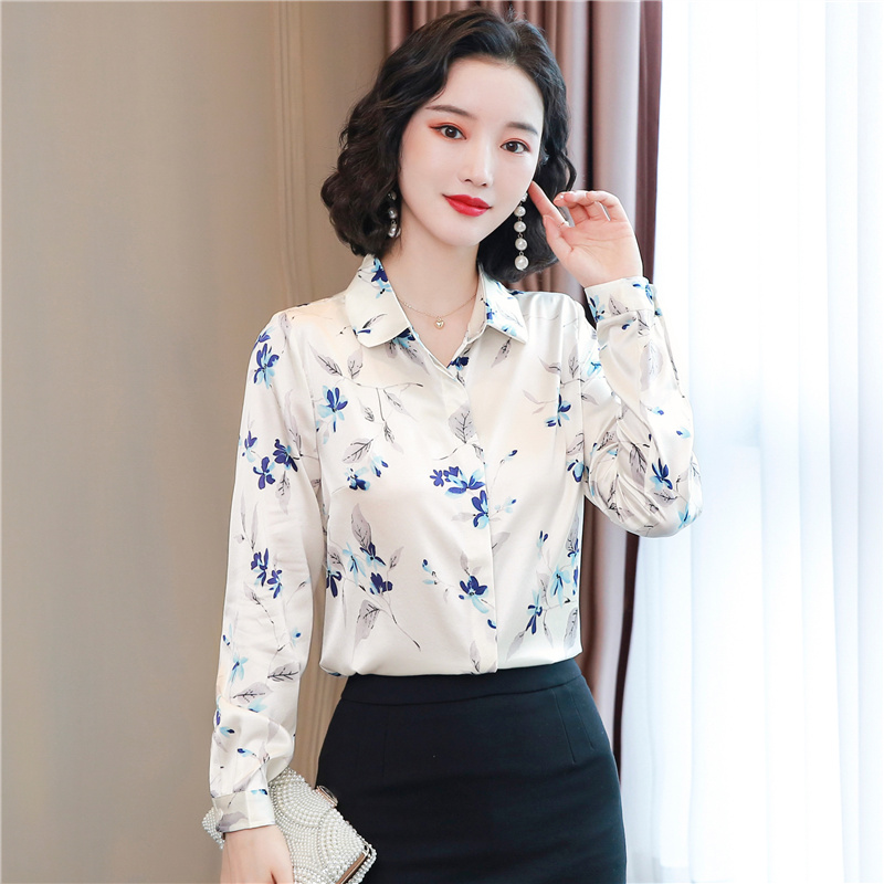 Retro Floral Glossy Silk Women Shirt Runway 2021 Designer Long Sleeve Elegant Button Up Blouses Spring Autumn Winter Office Lady Fashion High-End Satin Print Tops
Retro Floral Glossy Silk Women Shirt Runway 2021 Designer Long Sleeve Elegant Button Up Blouses Spring Autumn Winter Office Lady Fashion High-End Satin Print Tops