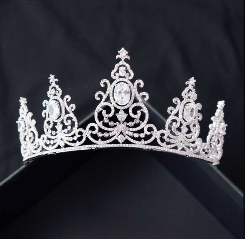 Hair Clips & Barrettes 2022 Handmade Crown Tiara Bridal Diadem Elegant Wedding Accessories Clip Fashion Jewelry (5pcs Of Free Shiping), Golden;silver
Hair Clips & Barrettes 2022 Handmade Crown Tiara Bridal Diadem Elegant Wedding Accessories Clip Fashion Jewelry (5pcs Of Free Shiping), Golden;silver