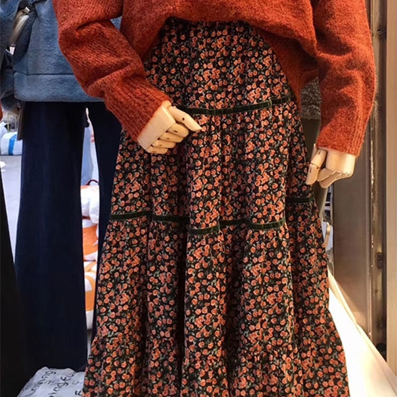 Autumn & Winter Arrival Korean Style Floral Print Aline Skirt Stitching Chiffon Skirt Velvet Skirt 210306