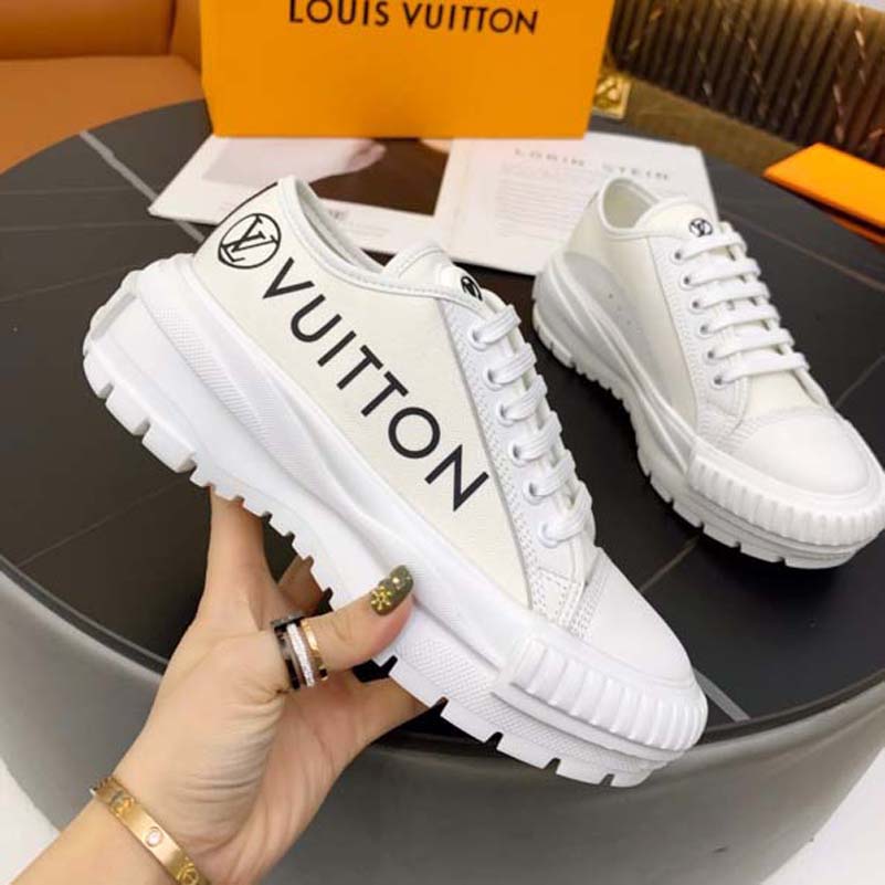 Low top Sneaker Designer shoes Plaid pattern Platform Classic Suede Leather Sports Skateboarding Shoe Men Women Sneakers Trainers bagshoe1978 0-34, #6
Low top Sneaker Designer shoes Plaid pattern Platform Classic Suede Leather Sports Skateboarding Shoe Men Women Sneakers Trainers bagshoe1978 0-34, #6