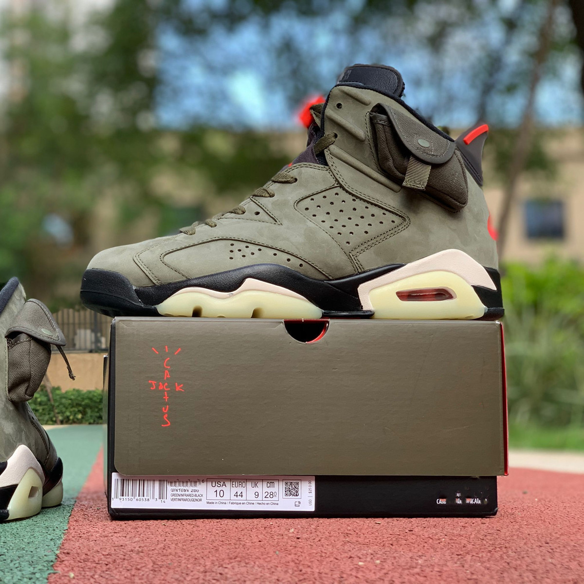 Jumpman Women Mens Basketball Shoes 6s Hare 6 Travis Scotts Tech Chrome Black Infrared DMP Glow Carmine Gatorade Trainers Sneakers
Jumpman Women Mens Basketball Shoes 6s Hare 6 Travis Scotts Tech Chrome Black Infrared DMP Glow Carmine Gatorade Trainers Sneakers