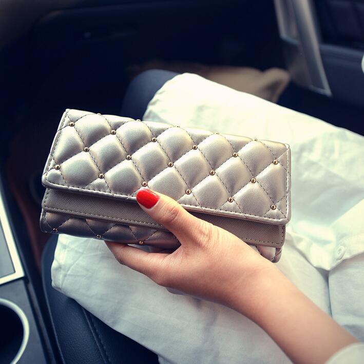 Factory outlet brand handbag leather wallet cover double personality hand fashion women classic Argyle rivet Wallets Purse embroidered