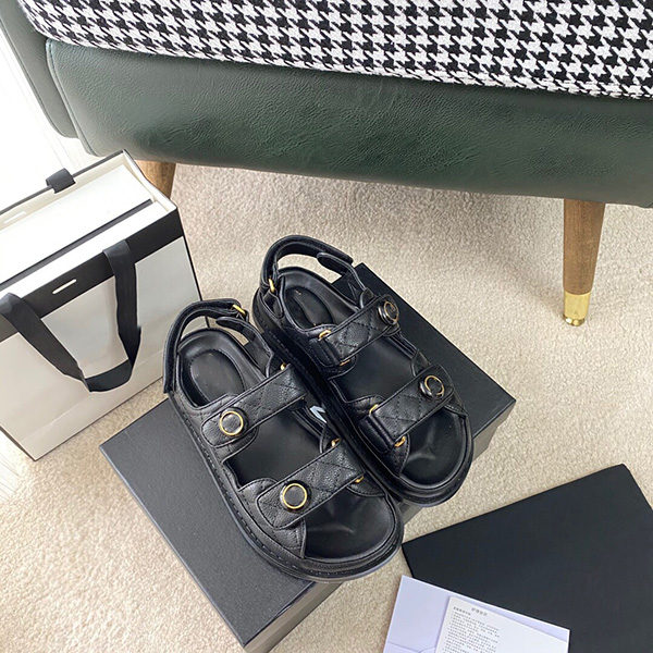 brand female's summer sandals flat heel genuine real leather comfortable with diamond lattice fashionable soft sole high quality, Black
brand female's summer sandals flat heel genuine real leather comfortable with diamond lattice fashionable soft sole high quality, Black