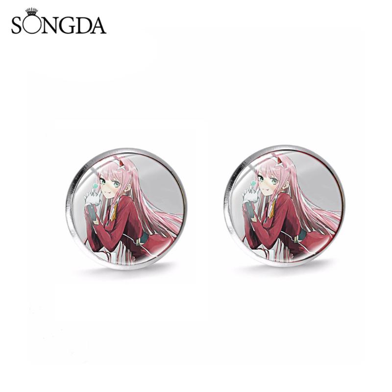 Stud Anime DARLING In The FRANXX TWO Po Earrings For Women Men Fashion Cartoon Glass Cabochon Jewelry, Golden;silver
Stud Anime DARLING In The FRANXX TWO Po Earrings For Women Men Fashion Cartoon Glass Cabochon Jewelry, Golden;silver