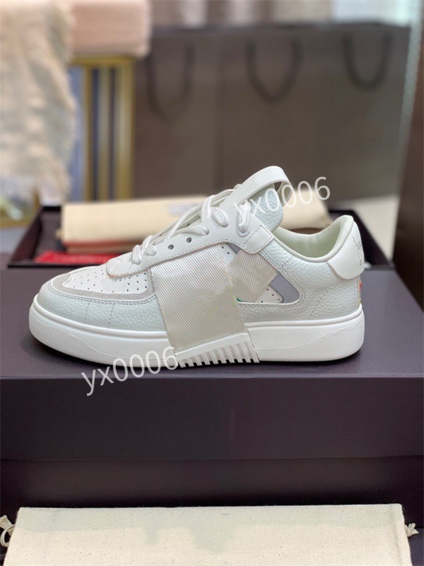 2022 fashion Arrival mens casual shoes Top quality sneakers boys luxury Sheepskin insole model driving Trainers fs210808, Choose the color
2022 fashion Arrival mens casual shoes Top quality sneakers boys luxury Sheepskin insole model driving Trainers fs210808, Choose the color