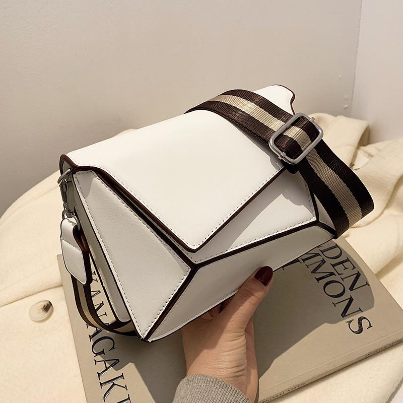 Evening Bags Splicing Square Crossbody Bag 2021 Quality Matte Leather Women's Designer Handbag Wide Shoulder Strap Messenger
Evening Bags Splicing Square Crossbody Bag 2021 Quality Matte Leather Women's Designer Handbag Wide Shoulder Strap Messenger