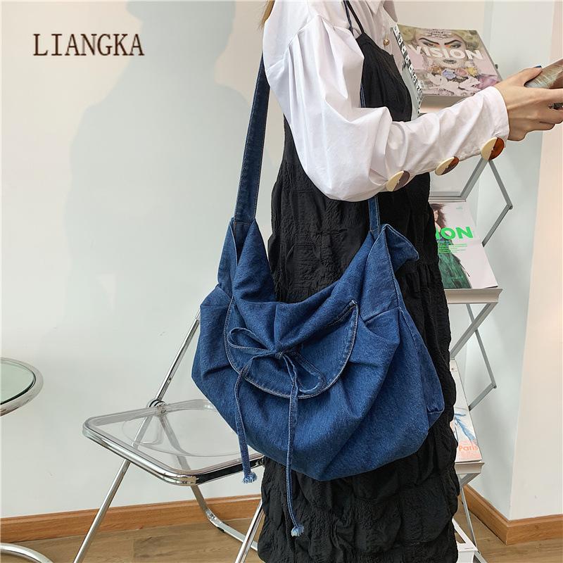 2021 Fashion Women Shoulder Bags Denim Blue Canvas School Chic Bag for Teenage Girl Large Capacity Casual Travel Student Bookbag, Dark blue
2021 Fashion Women Shoulder Bags Denim Blue Canvas School Chic Bag for Teenage Girl Large Capacity Casual Travel Student Bookbag, Dark blue