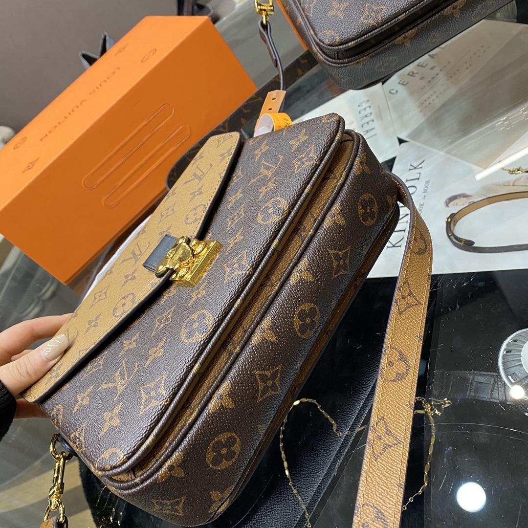 LB14 Luxury designer LV LOUIS VUTTON Handbags Shoulder Bags Tote monogram Printing Flowers Shopping Bag Leather Crossbody
LB14 Luxury designer LV LOUIS VUTTON Handbags Shoulder Bags Tote monogram Printing Flowers Shopping Bag Leather Crossbody