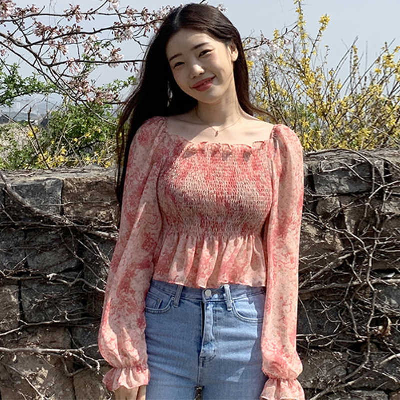 Korejpaa Women Shirt Summer Korean Chic Girls Gentle Sweet Wooden Ear Stitching Pleated Flared Sleeve Chiffon Floral Blouse 210526