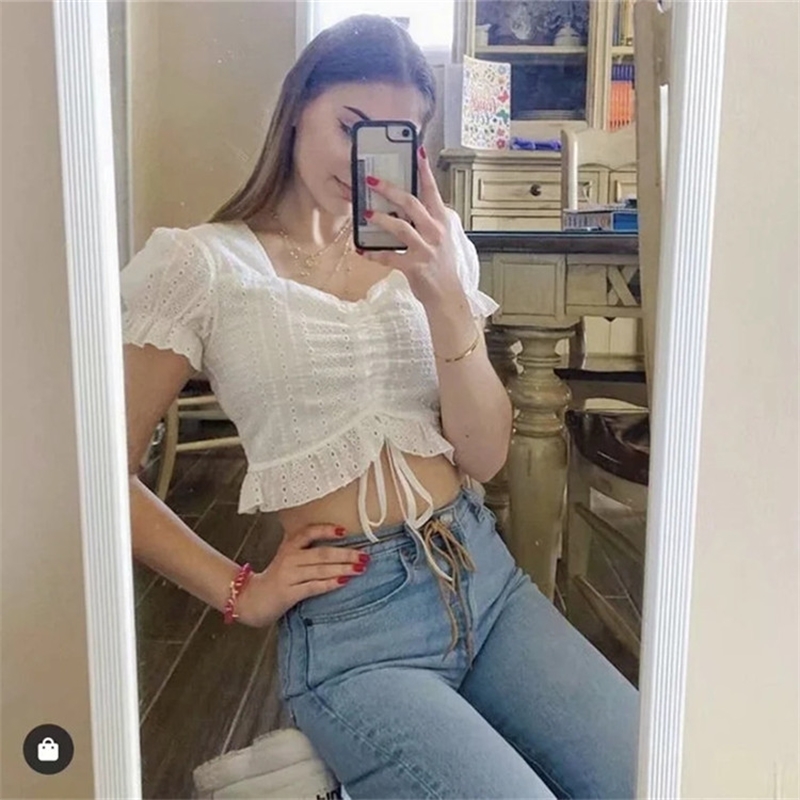 Summer New Fashion Women Blouses French Retro Lace Tops Drawstring Short Exposed Off Shoulder Top White Blouse T200608