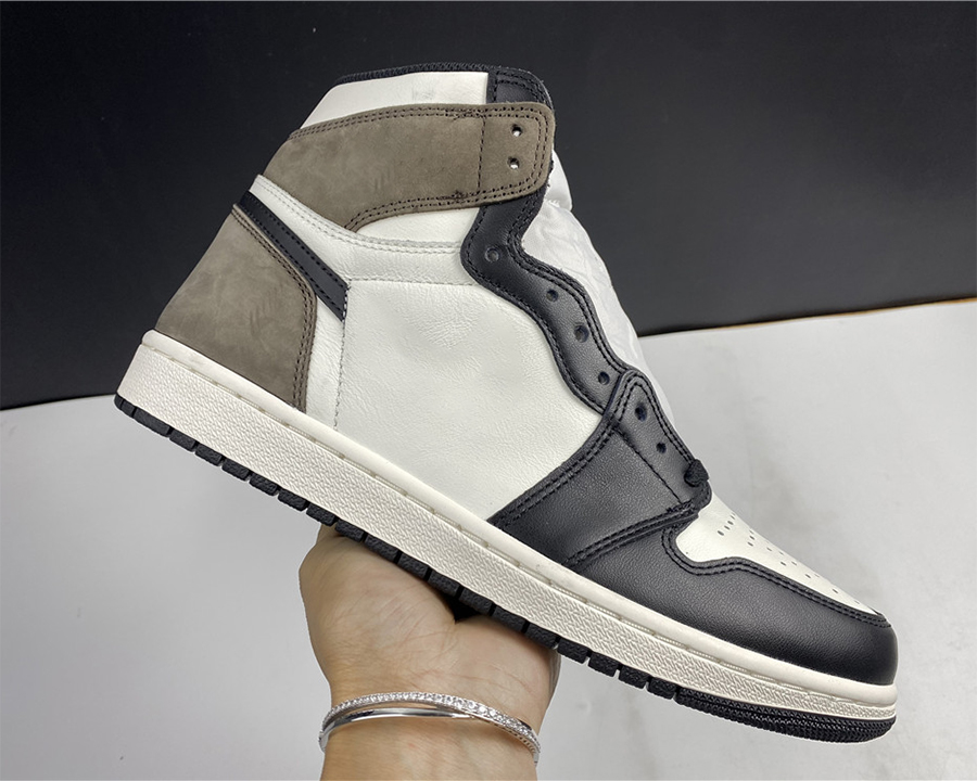 Mens 1 high OG basketball shoes Jumpman 1s Dark Mocha men women Black Brown Sneakers trainers With Box, #1