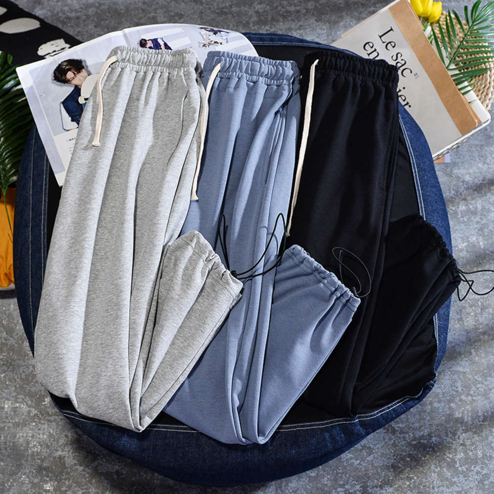 Basic solid color bodyguard men's casual Korean summer loose Capris sports pants, Black
Basic solid color bodyguard men's casual Korean summer loose Capris sports pants, Black