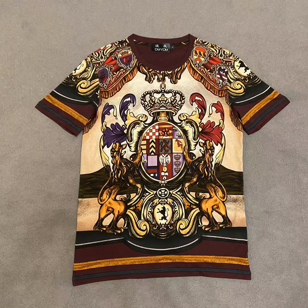 2021 New Summer Men Short Sleeve t Shirt Baroque Mercerized Cotton Round Neck T-shirt Printed Men's Brand Clothing Mhhv, Black
2021 New Summer Men Short Sleeve t Shirt Baroque Mercerized Cotton Round Neck T-shirt Printed Men's Brand Clothing Mhhv, Black