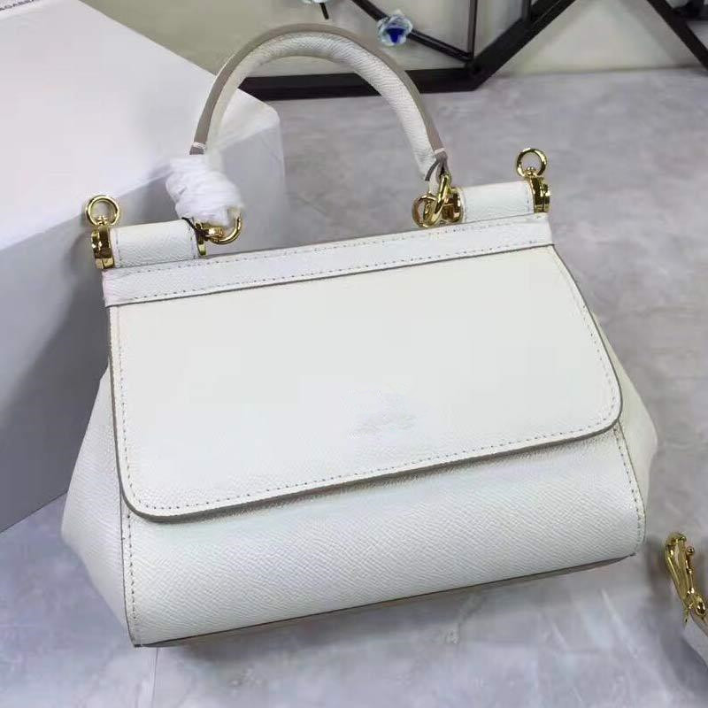 2022 New 20CM Miss Sicily Mini Bag palm print multicolor calfskin leather Fashion temperament Handbag Shoulder Messenger Bag beautiful purse, Black
2022 New 20CM Miss Sicily Mini Bag palm print multicolor calfskin leather Fashion temperament Handbag Shoulder Messenger Bag beautiful purse, Black