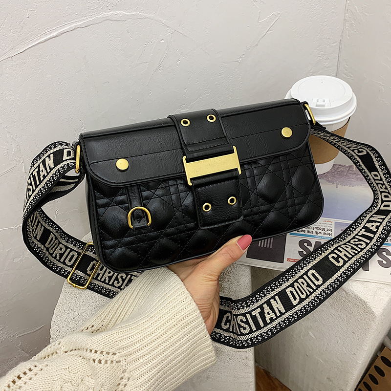 Advanced sense foreign style women's 2021 new fashion Korean versatile texture messenger fashionable armpit small square bag MPK8
Advanced sense foreign style women's 2021 new fashion Korean versatile texture messenger fashionable armpit small square bag MPK8
