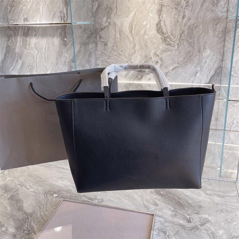 Fashion Shopping Bag Designer Women Shoulder bags Letter printing Casual Tote Handbag High Quality Women's Handbags, Black
Fashion Shopping Bag Designer Women Shoulder bags Letter printing Casual Tote Handbag High Quality Women's Handbags, Black