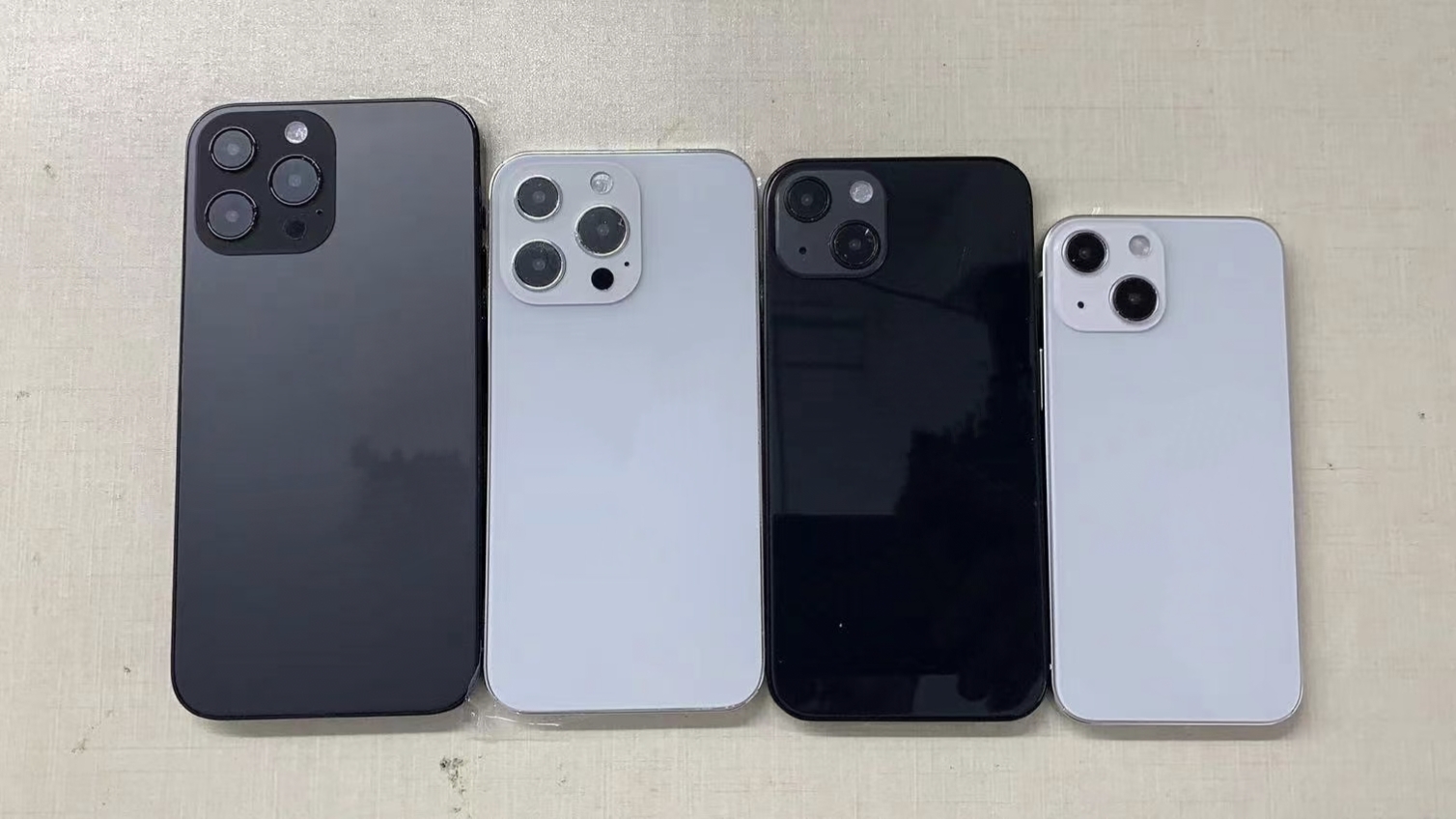 For Iphone 13 13mini 13Pro 13Pro MAX Fake Dummy Mould for Iphone 13 Dummy Mobile phone Model Machine Only for Display Non-Working
For Iphone 13 13mini 13Pro 13Pro MAX Fake Dummy Mould for Iphone 13 Dummy Mobile phone Model Machine Only for Display Non-Working