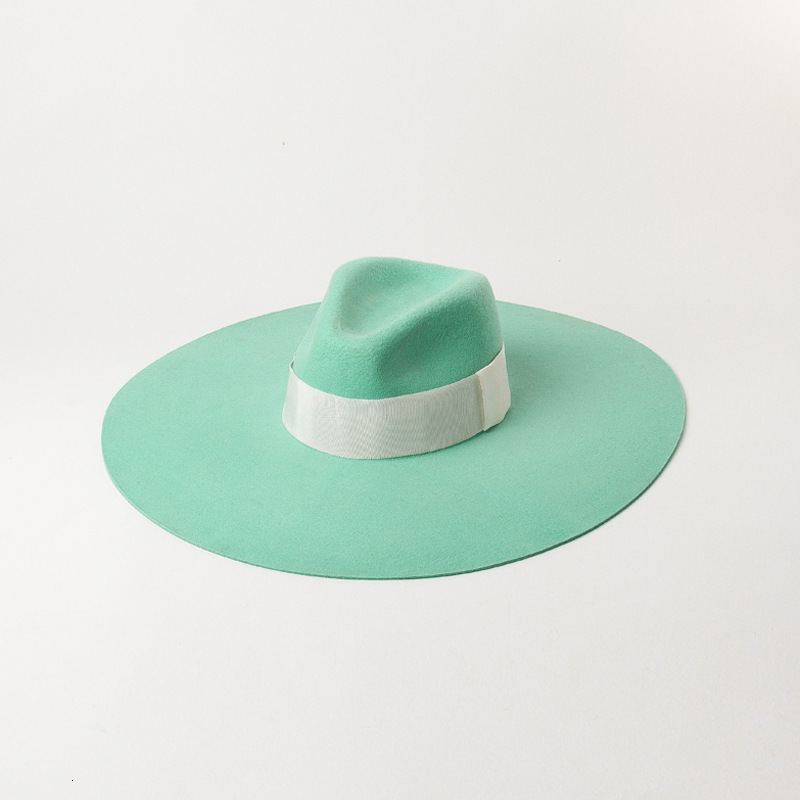 2021 New Elegant Felt Winter Fedora for Women Men Wool Big Wide Brim Green Panama Hattrilby Hat Pie Church Party Sg4h, Green no ribbon
2021 New Elegant Felt Winter Fedora for Women Men Wool Big Wide Brim Green Panama Hattrilby Hat Pie Church Party Sg4h, Green no ribbon