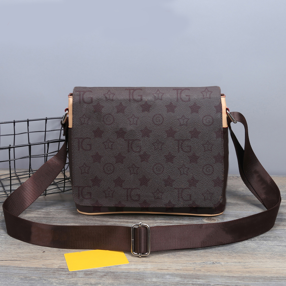 WF Men's Handbags Shoulder Bags 2005 Messenger zipper 2022 Fashion Luxurys Designers leather wallet Cross body waist pack Full of sporty air Bag, Extra freight
WF Men's Handbags Shoulder Bags 2005 Messenger zipper 2022 Fashion Luxurys Designers leather wallet Cross body waist pack Full of sporty air Bag, Extra freight