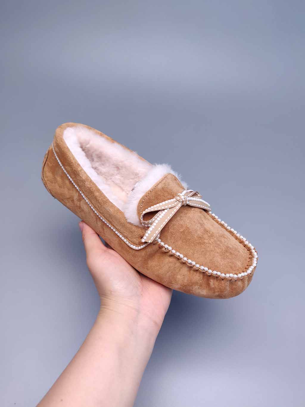 2021 Classic Australia Bow boots New element peas shoes in wool mink outdoor 36-40 
2021 Classic Australia Bow boots New element peas shoes in wool mink outdoor 36-40