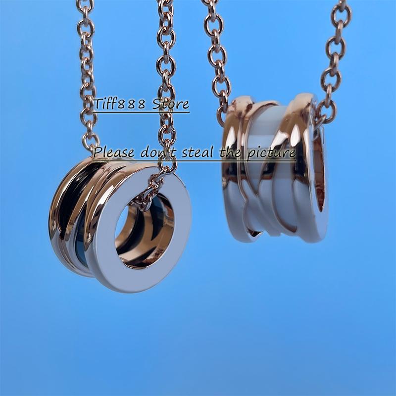 Chains Fashion Classic Hollow Out Ceramic Necklace S925 Sterling Silver High Quality Never Fade Jewelry Women's
Chains Fashion Classic Hollow Out Ceramic Necklace S925 Sterling Silver High Quality Never Fade Jewelry Women's