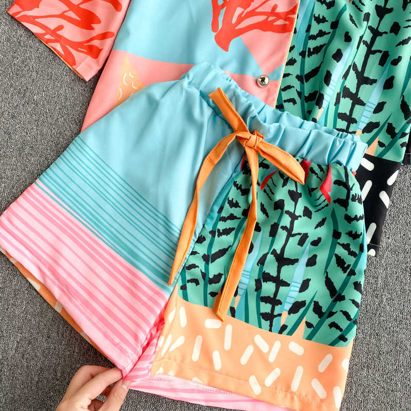 Ins Fashion Suit Women Printing Notched Short Sleeve Shirts +high Waist Shorts Holiday Two-piece Sets Q500 210527