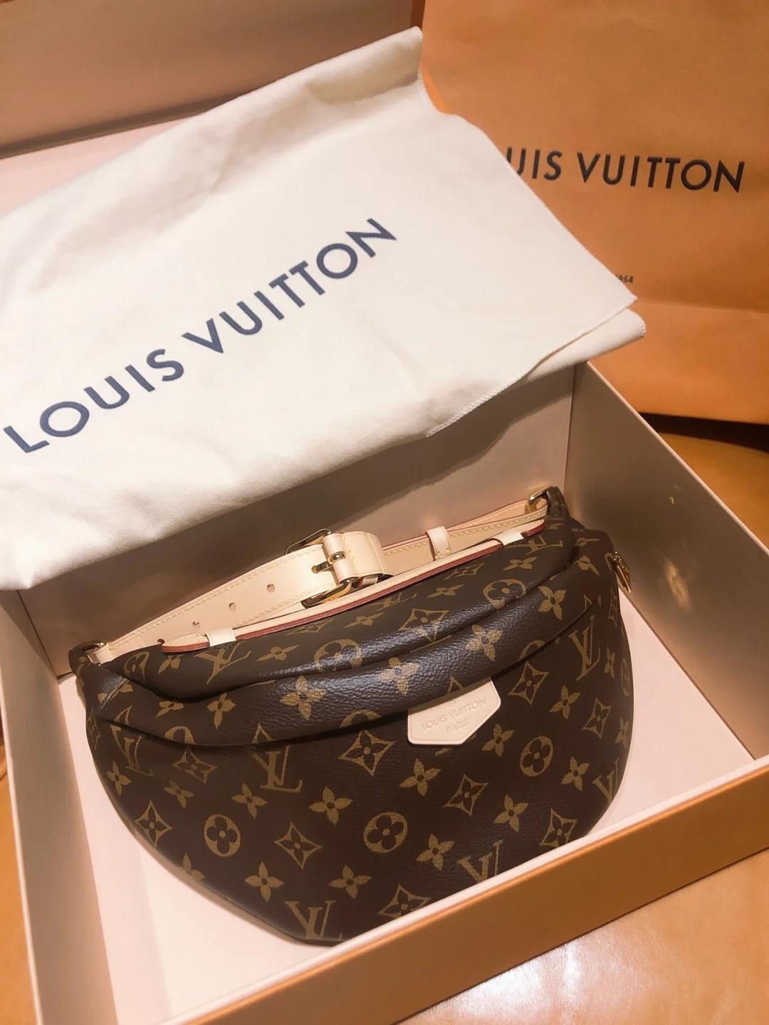 #13;LV Louis Vitton new waist bag belt bag bumbag men women waist bags fanny pack women crossbody bag wallet
#13;LV Louis Vitton new waist bag belt bag bumbag men women waist bags fanny pack women crossbody bag wallet