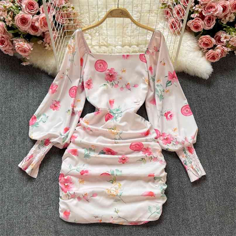 French Style Floral Print Mini Dress Women Summer Fashion Square Collor Puff Sleeve Folds Vintage Party Female 210603, White
French Style Floral Print Mini Dress Women Summer Fashion Square Collor Puff Sleeve Folds Vintage Party Female 210603, White