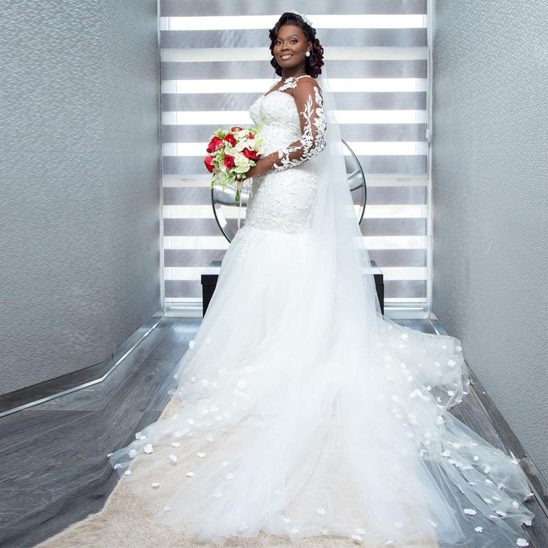 2021 Luxury African Mermaid Wedding Dresses Long Sleeve Appliques Lace Pearls Beads Flowers 3D Floral Bridal Gowns v de Novia