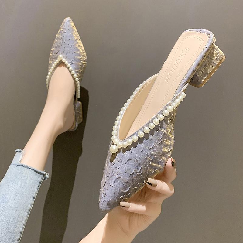 Slippers 2021 Brand Designer Women Slip On Mules High Heel Casual Shoes Woman Pearl Slides Pointed Thick Heels Summer Footwear, Black
Slippers 2021 Brand Designer Women Slip On Mules High Heel Casual Shoes Woman Pearl Slides Pointed Thick Heels Summer Footwear, Black