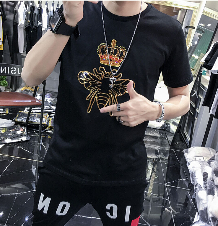 2021 New Cotton Summer Men Tshirt Short Sleeve Mens O-neck T-shirts Spring Europe Style Male Streetwear Top Tee Diamonds Design 8kr8, As show
2021 New Cotton Summer Men Tshirt Short Sleeve Mens O-neck T-shirts Spring Europe Style Male Streetwear Top Tee Diamonds Design 8kr8, As show
