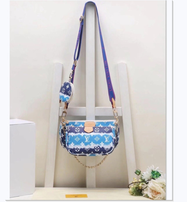 LVLOUISVITTON bagVUTTON 3-piece set luxurys Should Bag Female Square bag Quality Women bag pattern Tote bags Lock Sho
LVLOUISVITTON bagVUTTON 3-piece set luxurys Should Bag Female Square bag Quality Women bag pattern Tote bags Lock Sho