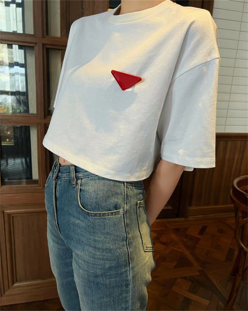 Women' Cotton T-Shirt Tee Triangle Classic Short Blouse Crop Top Sleeve Round Tee Letter Shirt Black and White, Extra shipping cost
Women' Cotton T-Shirt Tee Triangle Classic Short Blouse Crop Top Sleeve Round Tee Letter Shirt Black and White, Extra shipping cost