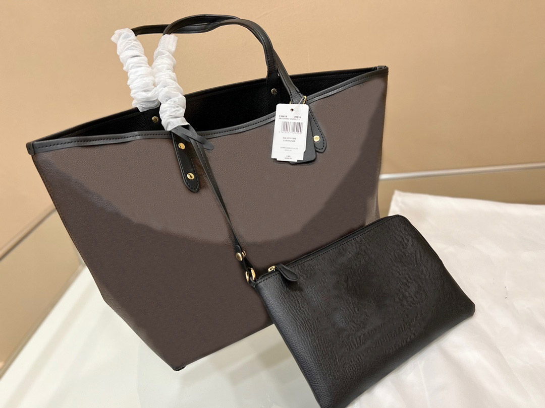 Tote Shoulder Bags Crossbody wallet Letter Leather Womens Handbags Purses reversible city totes 33 wallets shandbag backpacks Designer Bags
Tote Shoulder Bags Crossbody wallet Letter Leather Womens Handbags Purses reversible city totes 33 wallets shandbag backpacks Designer Bags