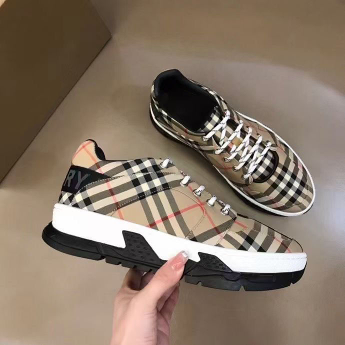 High Quality New Style Classic Casual Lace Up Trainers Shoes Men Fashion Breathable Sneakers Brand Platform Shoes Size 39-46, Red;white
High Quality New Style Classic Casual Lace Up Trainers Shoes Men Fashion Breathable Sneakers Brand Platform Shoes Size 39-46, Red;white