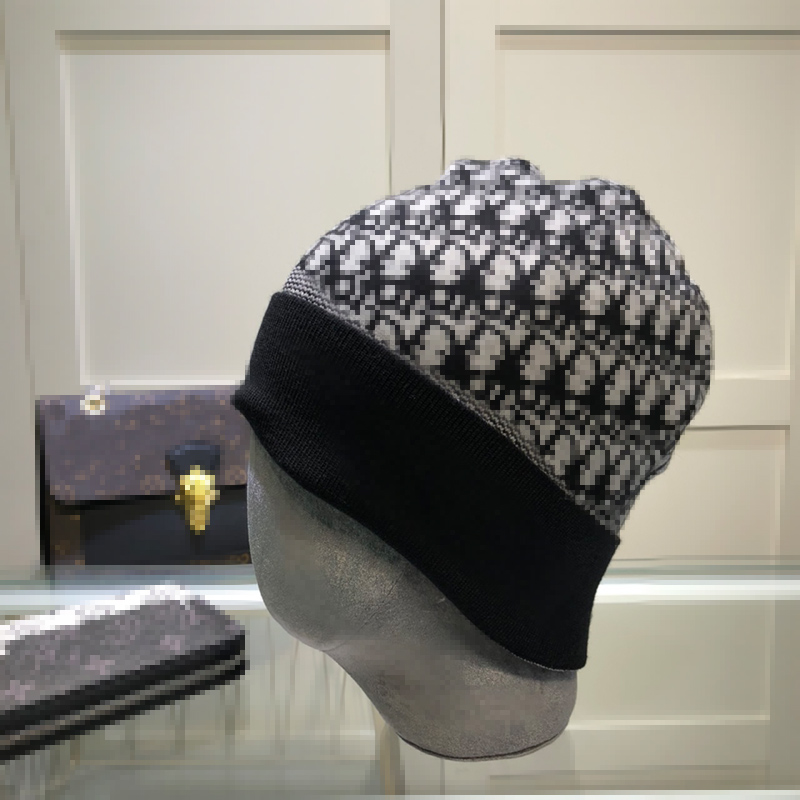 Knitted Winter Designer Caps Women Men Warm Beanie Knit Hat Tide Street Hip Hop Wool Hats Unisex Skull Cap, Blue;gray
Knitted Winter Designer Caps Women Men Warm Beanie Knit Hat Tide Street Hip Hop Wool Hats Unisex Skull Cap, Blue;gray