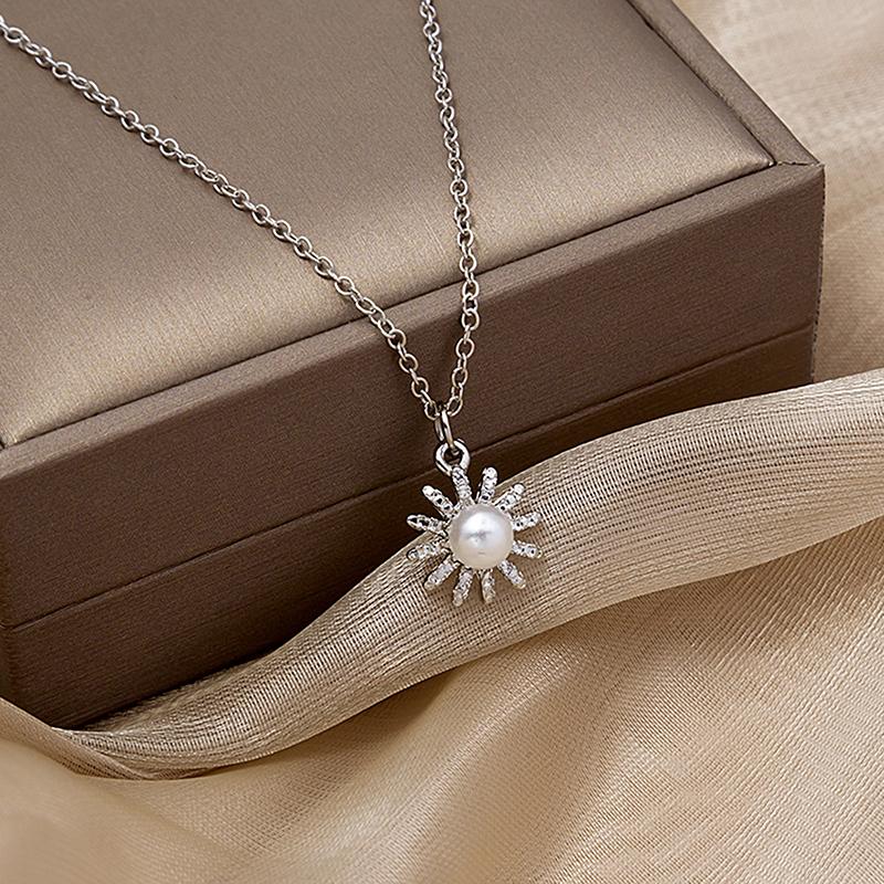 Pendant Necklaces 1 Pc Necklace Pearl Clover Circle Crystal Heart Many Shape Style Korean Simplicity ElegantWomen Jewelry
Pendant Necklaces 1 Pc Necklace Pearl Clover Circle Crystal Heart Many Shape Style Korean Simplicity ElegantWomen Jewelry