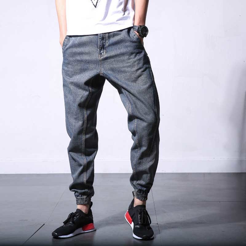 2021 New Retro Hare Classic Jeans Korean Denim Joggers Cotton Pants Men's Clothes 28t6, Black blue.
2021 New Retro Hare Classic Jeans Korean Denim Joggers Cotton Pants Men's Clothes 28t6, Black blue.