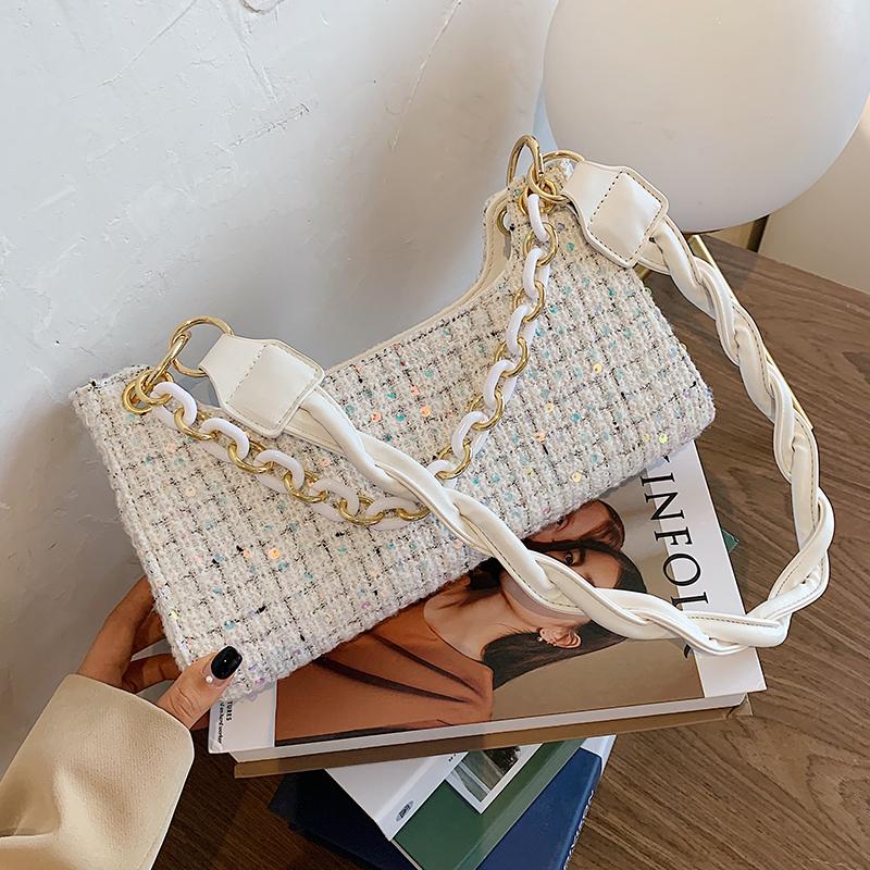 Elegant Female Sequins Tote bag 2021 New High-quality Wool Women's Designer Handbag Weave Shoulder strap Shoulder Messenger Bag, Black
Elegant Female Sequins Tote bag 2021 New High-quality Wool Women's Designer Handbag Weave Shoulder strap Shoulder Messenger Bag, Black