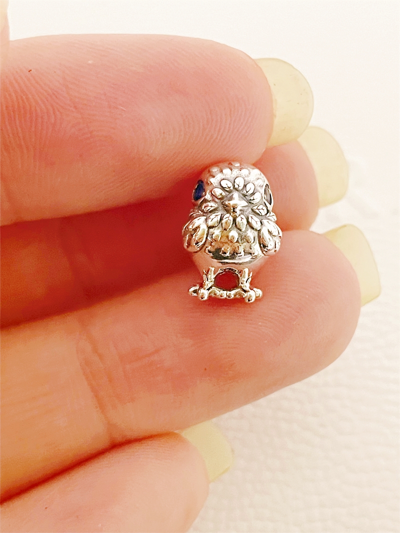 Movie Mavel Poussin Mignon Pétillant S925 Silver Pandora Charms for Bracelets DIY Jewlery Making Loose Beads Silver Jewelry wholesale 790769C01, Black
Movie Mavel Poussin Mignon Pétillant S925 Silver Pandora Charms for Bracelets DIY Jewlery Making Loose Beads Silver Jewelry wholesale 790769C01, Black